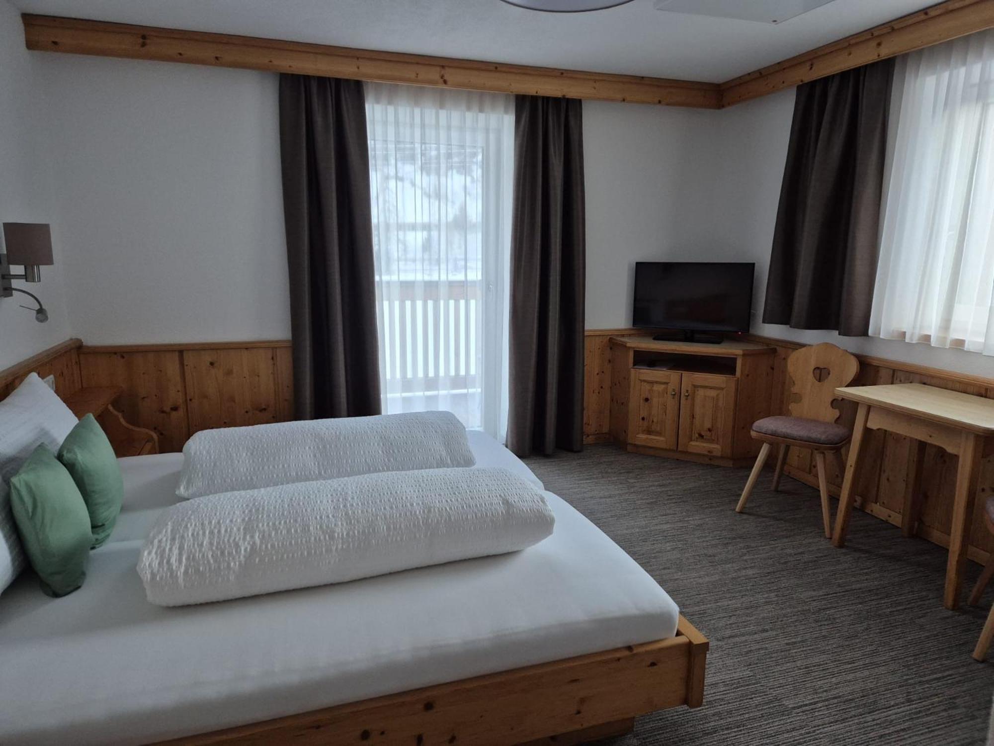 סן אנטון Viktors Apartments מראה חיצוני תמונה